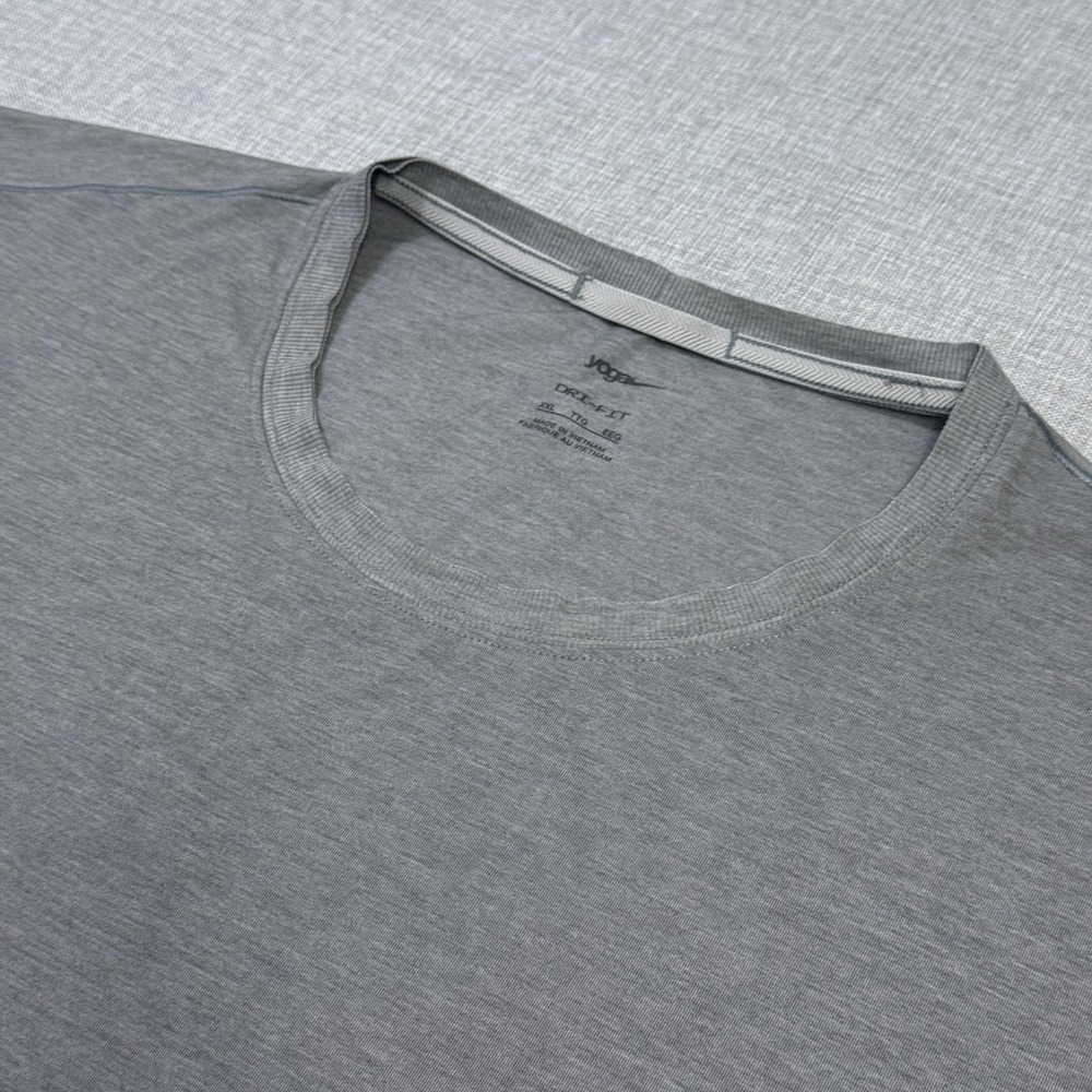 Nike Yoga Dri-Fit Vented T-Shirt Mens 2XL Gray Moisture Wicking Crew Neck